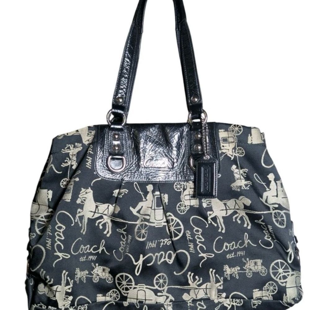 Coach Horse Carriage Ashley
Black & Tan Fabric Leather Trim
Shoulder Bag F15656